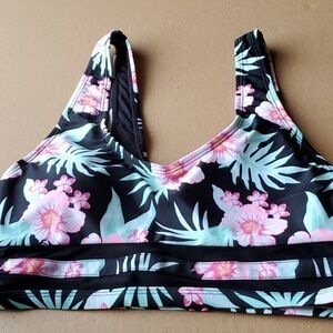 Cabana del Soul black floral swimwear top  medium. NWT so pretty!